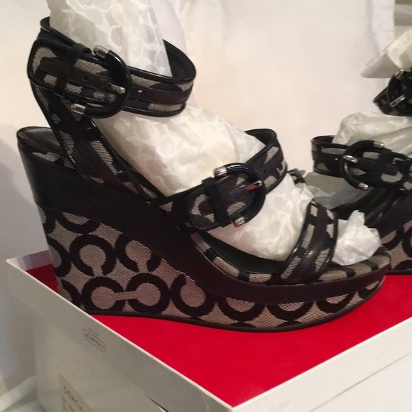 Coach Foot-ware Blk/Wht/Blk - Picture 2 of 8